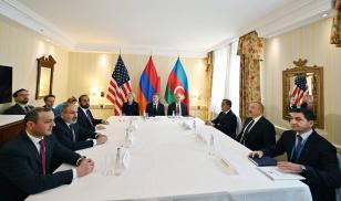 Armenian Prime Minister Nikol Pashinian (middle left), Azerbaijani President Ilham Aliyev (middle right), and U.S. State Secretary Antony Blinken (center) attend trilateral talks in Munich on February 2023.